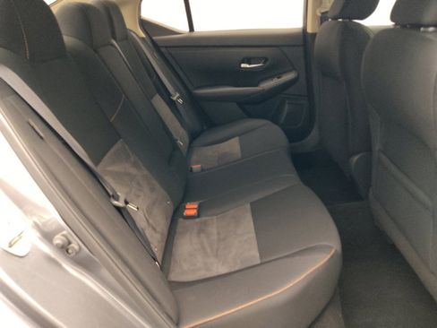 Used 2022 Nissan Sentra SR FWD image 19