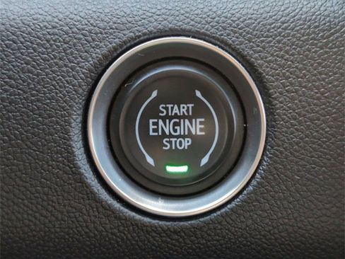 Used 2024 GMC Acadia Denali image 17