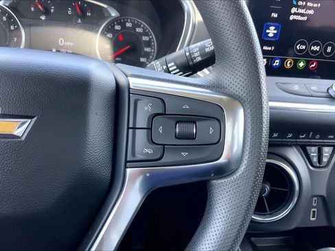 Used 2023 Chevrolet Blazer LT w/ Convenience Package FWD image 24