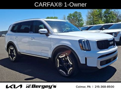 Certified 2024 Kia Telluride EX w/ EX Captain's Chair Package AWD/4WD image 3