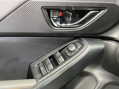 Certified 2025 Subaru Crosstrek 2.5i Limited AWD/4WD image 13