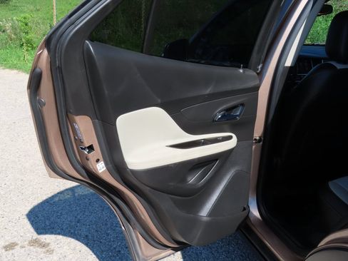 Used 2018 Buick Encore Preferred FWD image 25