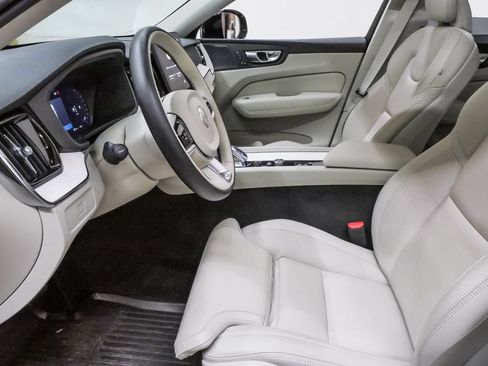 Used 2026 Volvo XC60 B5 Ultra w/ Protection Package Premier AWD/4WD image 9