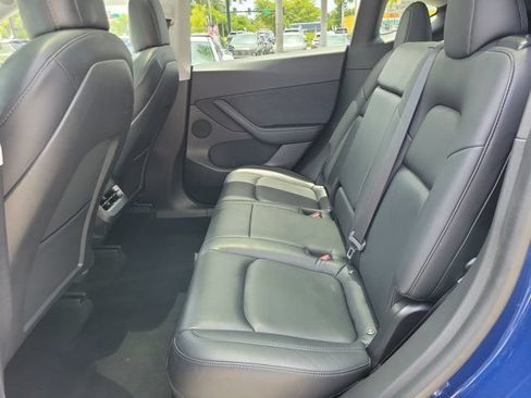 Used 2021 Tesla Model Y Long Range AWD/4WD image 8