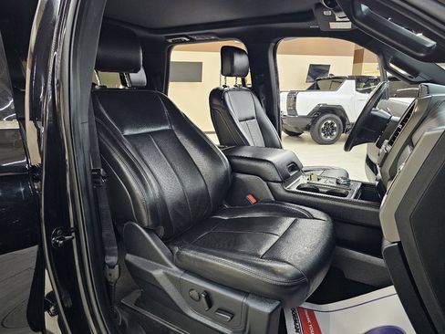 Used 2020 Ford Expedition Max XLT w/ Equipment Group 202A image 21