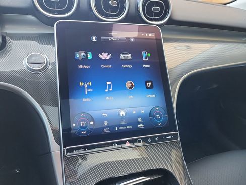 Used 2022 Mercedes-Benz C 300 Sedan image 16