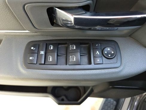 Used 2020 RAM 1500 Warlock AWD/4WD image 57