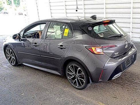 Used 2022 Toyota Corolla XSE FWD image 3