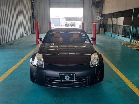 Used 2006 Nissan 350Z Coupe w/ (K96) Aerodynamics Pkg RWD image 6
