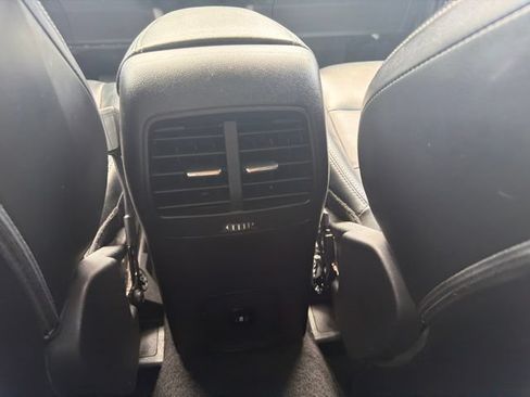 Used 2023 Ford Escape Platinum AWD/4WD image 20