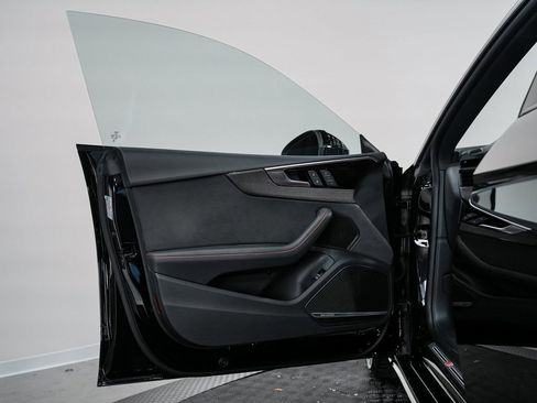 Used 2025 Audi S5 Premium Plus w/ Premium Plus Package image 10