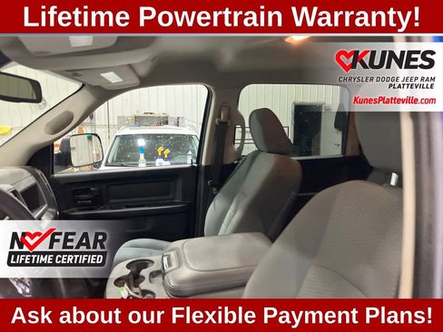 Used 2018 RAM 2500 Tradesman w/ Chrome Appearance Group image 23