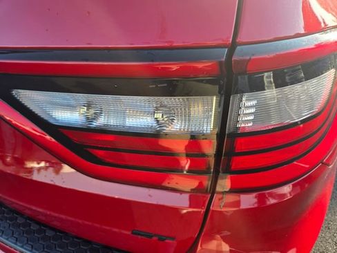 Used 2018 Dodge Durango GT w/ Premium Group AWD/4WD image 18
