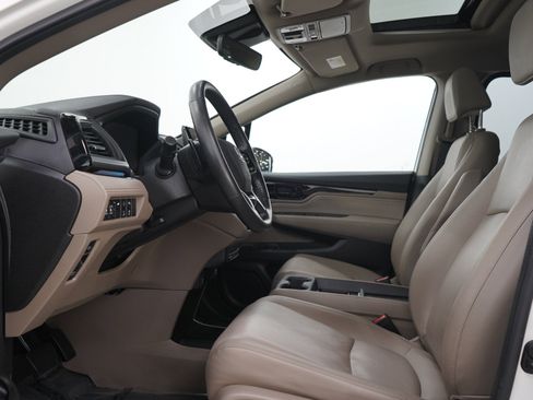 Used 2018 Honda Odyssey Elite image 27