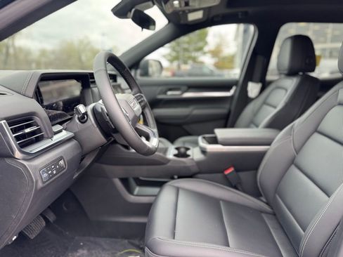 New 2026 GMC Terrain Elevation w/ Elevation Premium Package AWD/4WD image 16