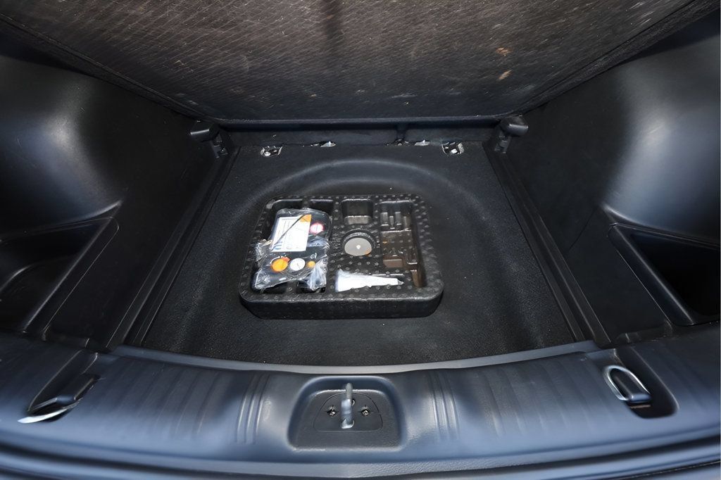 Used 2021 Jeep Compass Latitude FWD image 18