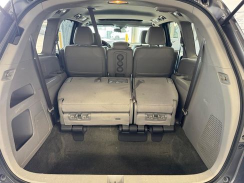 Used 2016 Honda Odyssey EX-L image 32