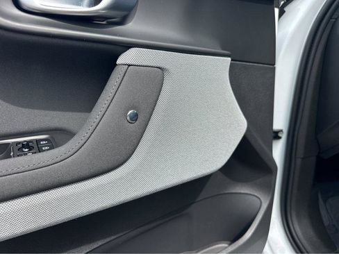 Used 2024 Polestar Polestar 2 w/ Pilot Pack image 34