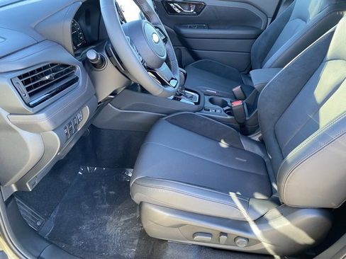 New 2025 Subaru Forester Touring image 10