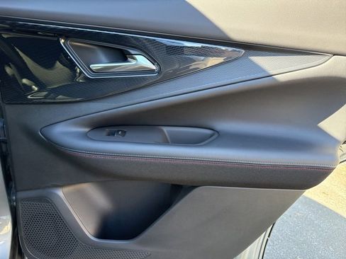 Used 2024 Chevrolet Blazer EV RS image 27