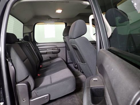 Used 2011 GMC Sierra 1500 SLE w/ Power Tech Package image 26