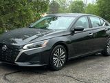 Certified 2023 Nissan Altima 2.5 SV w/ SV Premium Package image 2