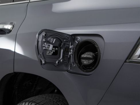 Used 2016 Lexus GX 460 w/ Premium Package AWD/4WD image 61