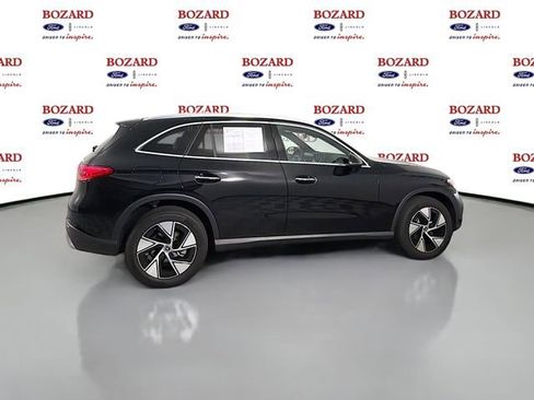 Used 2024 Mercedes-Benz GLC 300 4MATIC image 9