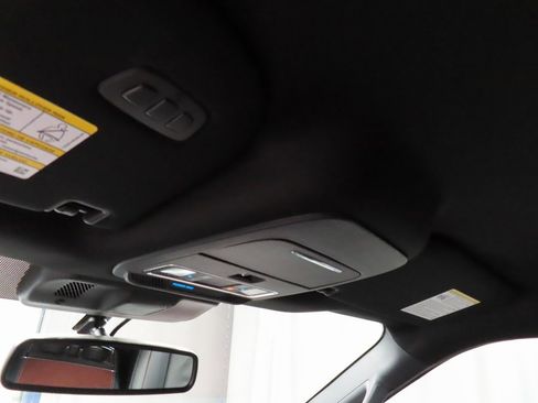 Used 2023 Ford F150 Lariat image 25