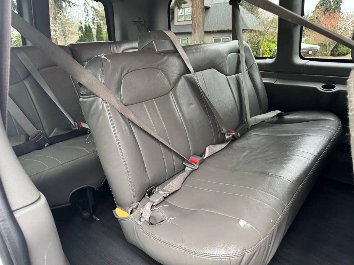 Used 2014 Chevrolet Express 2500 LS RWD image 13