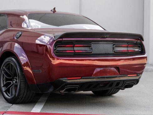 Used 2021 Dodge Challenger R/T Scat Pack RWD image 8