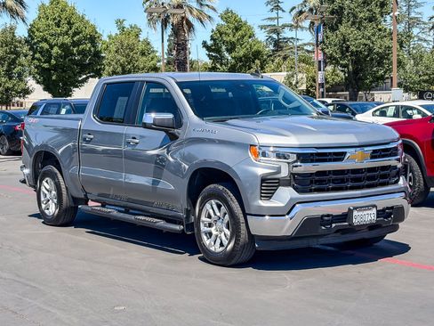 Used 2023 Chevrolet Silverado 1500 LT AWD/4WD image 5