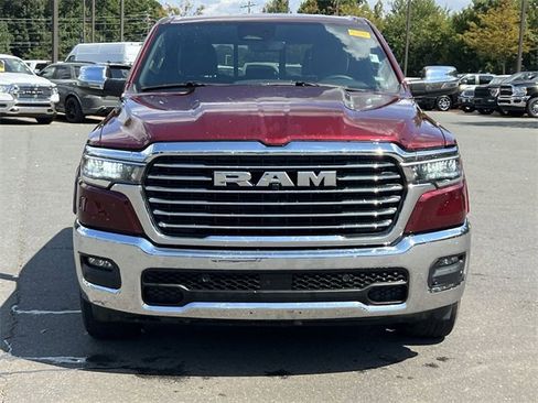 Used 2025 RAM 1500 Laramie image 15
