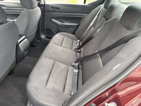 Used 2024 Nissan Altima 2.5 SV w/ SV Premium Package FWD image 17