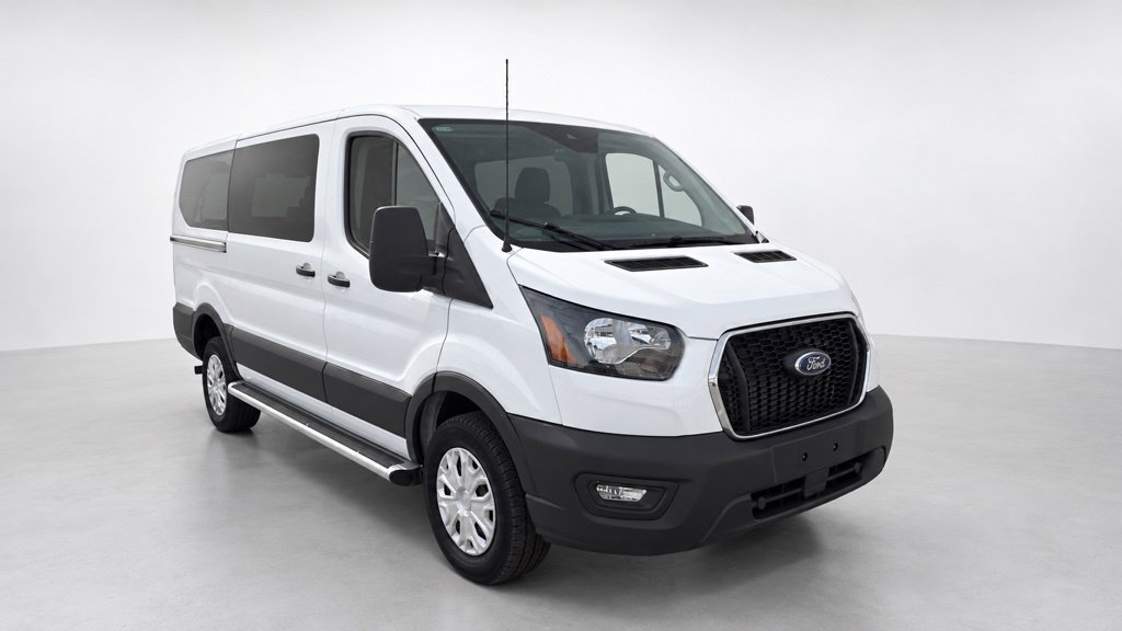 Used 2025 Ford Transit 250 Low Roof w/ Exterior Upgrade Package RWD image 4