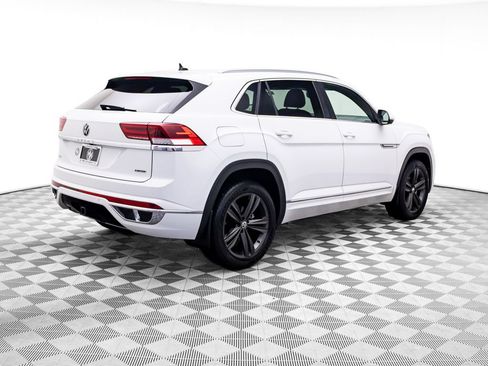 Used 2022 Volkswagen Atlas Cross Sport SEL R-Line AWD/4WD image 7