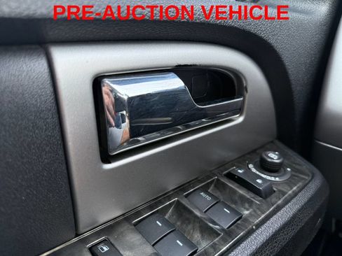 Used 2017 Ford Expedition Limited AWD/4WD image 28