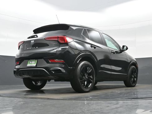 Used 2024 Buick Encore GX Sport Touring FWD image 32