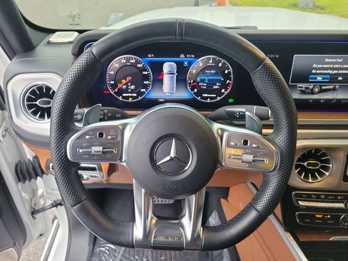Used 2024 Mercedes-Benz G 63 AMG AMG G 63 image 30