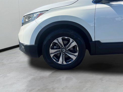 Used 2018 Honda CR-V LX image 9