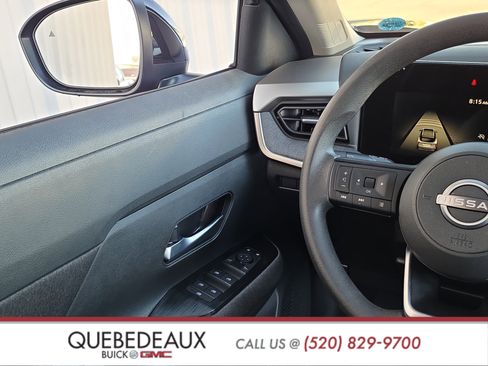 Used 2025 Nissan Kicks SV FWD image 26