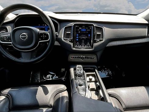 Used 2024 Volvo XC90 B6 Ultimate w/ Lounge Package AWD/4WD image 9