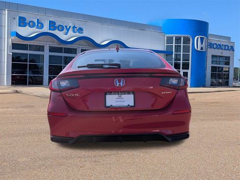 Certified 2025 Honda Civic Sport image 4