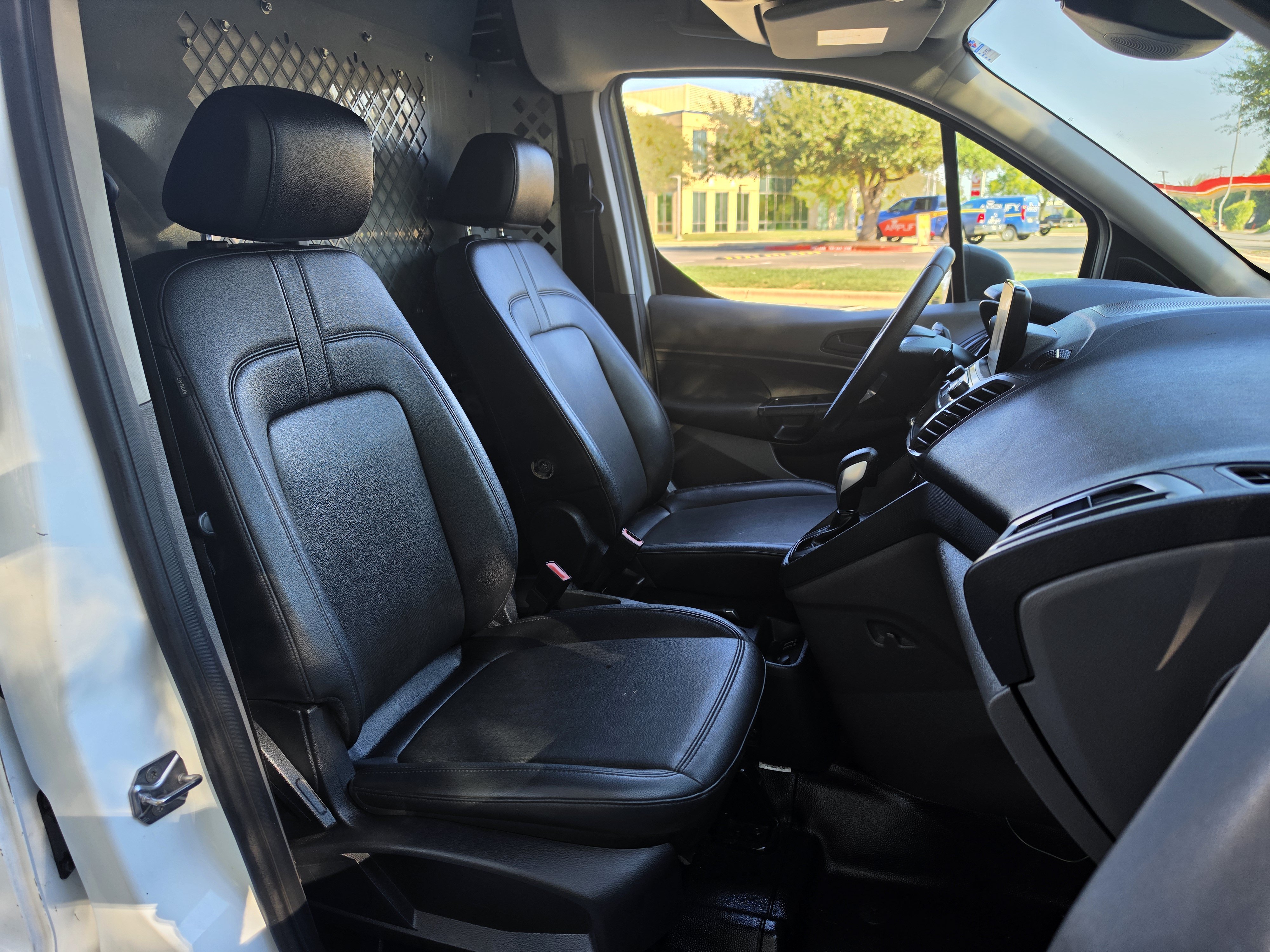 Used 2021 Ford Transit Connect XL FWD image 20