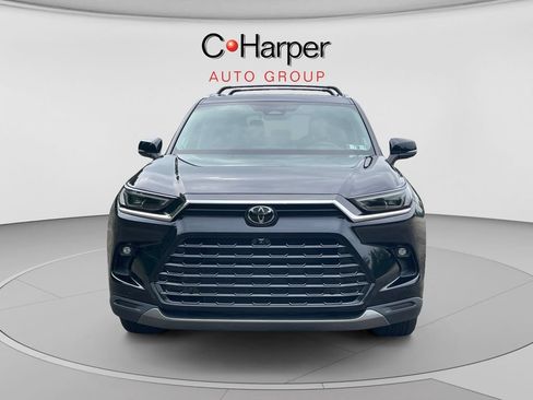 Used 2024 Toyota Grand Highlander AWD image 8