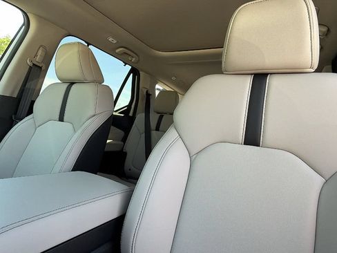 New 2026 Honda Pilot Touring image 11
