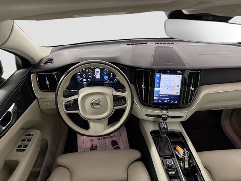 Used 2020 Volvo XC60 T5 Inscription w/ Protection Package Premier AWD/4WD image 25