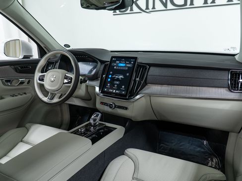 New 2026 Volvo XC90 B6 Ultra image 14