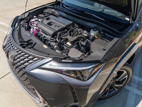 New 2026 Lexus UX 300h FWD image 4