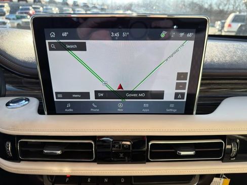 Used 2022 Lincoln Aviator Black Label w/ Dynamic Handling Package image 28